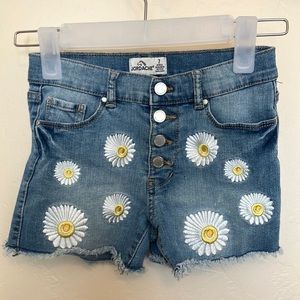 Jordache Denim Shorts with Daisies; Size 7.